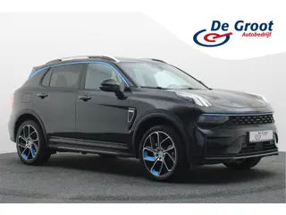 Lynk & Co 01 1.5 Plug-in Hybrid 360° Camera, Panoramadak, Zwarte hemel, ACC, Keyless, PDC, LED, 20''