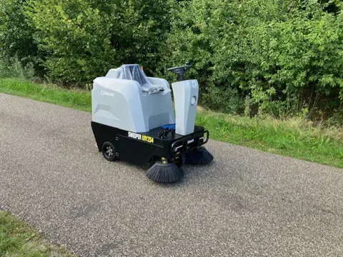 Kremer KRYZS4 Veegmachine (bj 2025)