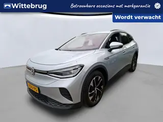 Volkswagen ID.4 Business 77 kWh 204pk / Navigatie / LM 19 inch / Camera / Matrix LED / Wegkl trekhaa
