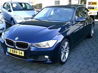 BMW 3-serie 320i Executive (Aut./LMV/NAV)