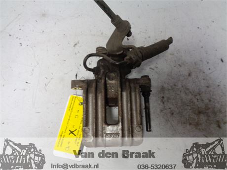 Volkswagen Golf+ 2005-2009 Remklauw links achter