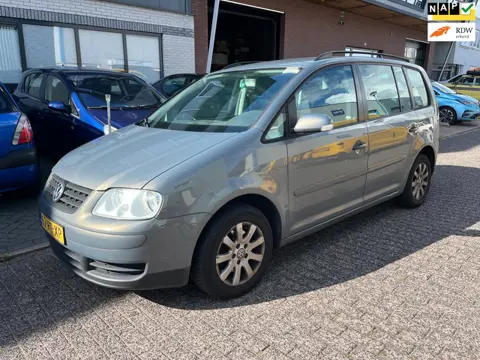 Volkswagen Touran 1.6 Business export auto