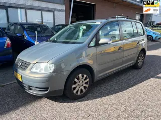 Volkswagen Touran 1.6 Business export auto