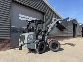 Giant G2700 X-TRA HD + minishovel NIEUW zeer compleet! €840 LEASE