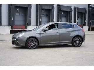 Alfa Romeo Giulietta 1.4 T Distinctive QV-Line