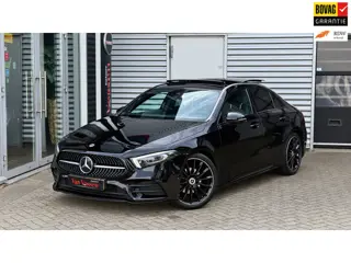 Mercedes-Benz A-klasse A200 AMG Line|Pano|Night Pack|Burmester|Sfeerverlichting|Camera|19inch