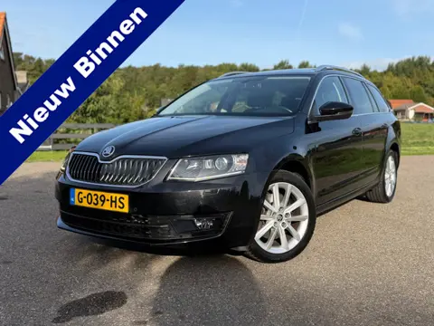 Skoda Octavia Combi 1.8 TSI Greentech Laurin en Klement / Perfect onderhouden / Automaat / Panorama 