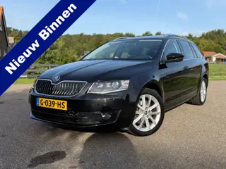 Skoda Octavia Combi 1.8 TSI Greentech Laurin en Klement / Perfect onderhouden / Automaat / Panorama 