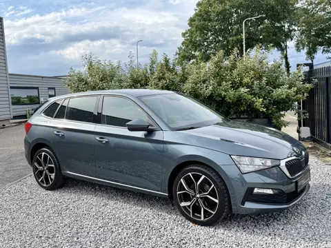 Škoda Scala 1.0 TSI DSG Ambition Navi|Carplay|LED|Stoelverw Grijs