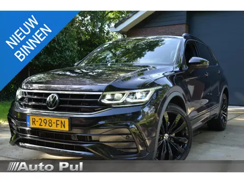 Volkswagen Tiguan 1.4 TSI eHybrid R-Line Business+ Automaat/Navi/Pdc/Ecc/Achteruitrijcamera/Panorama