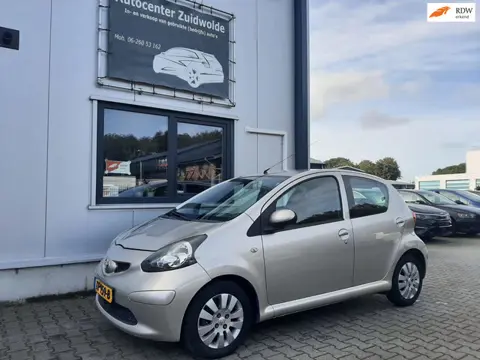 Toyota Aygo 1.0-12V airco leer apk 9-2027