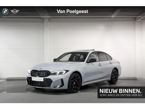 BMW 3 Serie Sedan 330e | M-Sport Pro | Schuif-/kantel dak | Comfort Access | Harman/Kardon | Stoelve