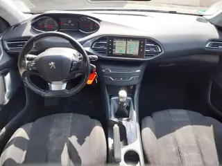 Foto 16 van Peugeot 308 SW 1.6 BlueHDI Blue PANO DAK CAMERA LED NAVI CRUISE ECC TREKHAAK