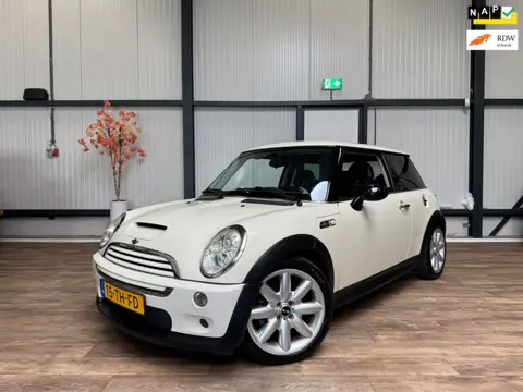 Mini 3-Deurs 1.6 Cooper S Chili Automaat / LEDER / NAVI / CLIMA /