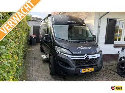 Pössl Summit Prime 640 2 APARTE BEDDEN 165PK