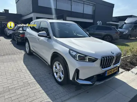 BMW X1 sDrive18i (bj 2023, automaat)