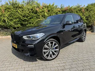 BMW X5 xDrive40i High Executive M-sport, Pano, Adaptive, 22"