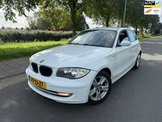 BMW 1-serie 116i Business Line AIRCO/VELGEN/INRUILKOOPJE