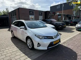 Toyota Auris Touring Sports 1.8 Hybrid Lease PANO - CAMERA - PAREL WIT - NAVI.