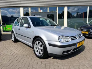 Volkswagen Golf 2.0 Trendline