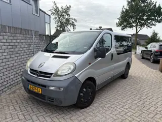 Foto 20 van Opel VIVARO 2.5DTI 2.7T L1H1 CAMPER (bj 2003)