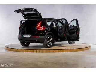 Foto 19 van Volvo XC40 1.5 T4 Plug-in hybrid Plus Dark | Adaptieve cruise | Memory | Blis | Harman Kardon |