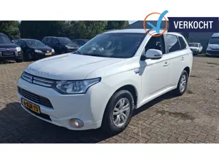 Mitsubishi Outlander 2.0 PHEV 2014 APK 2-2027 Hybride EXPORT