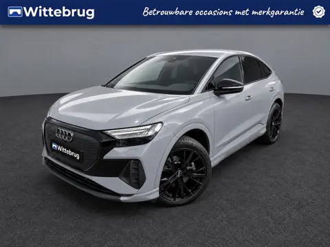 Audi Q4 Sportback e-tron 40 Advanced edition 77 kWh / Navigatie / LM 20 inch / Parkeersensoren A / A
