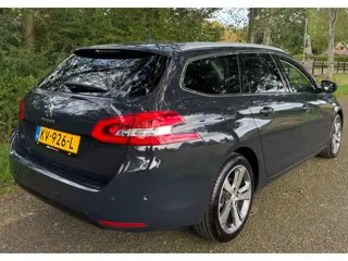 Foto 11 van Peugeot 308 SW 1.2 PureTech GT-line 2016 NAVI DAB+ MASSAGE STOELEN CLIMA