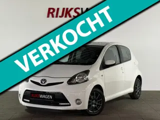Toyota Aygo 1.0 VVT-i Aspiration Lederstuur/Airco/Bluetooth