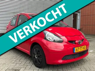 Toyota Aygo 1.0-12V +, apk, geen airco, 5 deuren, nl auto, nap, inruil mogelijk.
