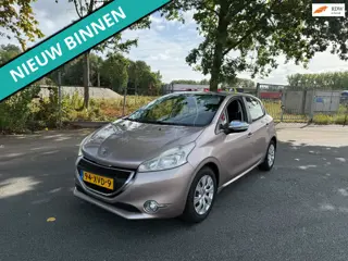 Peugeot 208 1.2 VTi Access LEUKE AUTO RIJDT EN SCHAKELT GOED