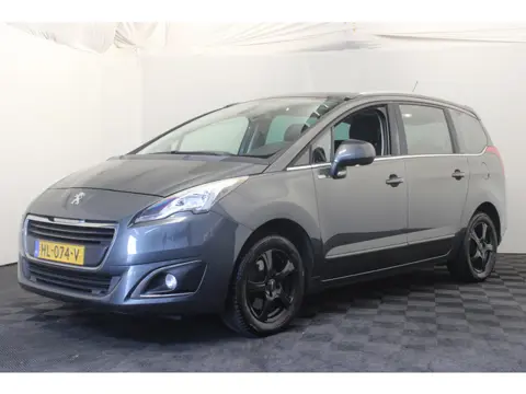 Peugeot 5008 1.2 PureTech Style 7p. |Pano|Navi|Camera|