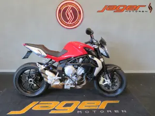 MV Agusta BRUTALE 675 TREPISTONI PERFECT! (bj 2013)