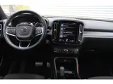 Foto 26 van Volvo XC40 2.0 B4 R-Design | Harman Kardon | Trekhaak | Memory | Adaptieve Cruise | Elektr. Achterkl