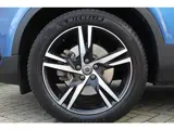 Foto 28 van Volvo XC40 2.0 B4 R-Design | Harman Kardon | Trekhaak | Memory | Adaptieve Cruise | Elektr. Achterkl
