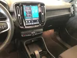 Foto 21 van Volvo XC40 Recharge Pro Pure Electric 2WD 360 Camera | Panoramadak | Climate Line