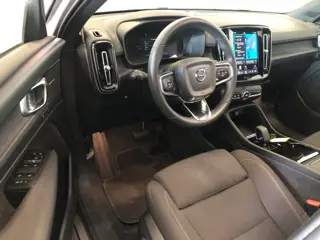 Foto 16 van Volvo XC40 Recharge Pro Pure Electric 2WD 360 Camera | Panoramadak | Climate Line