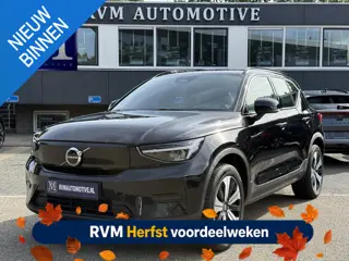 Volvo XC40 Recharge Core 70 kWh  VAN: € 31.900- VOOR: € 29.877,- UW HERFSTVOORDEEL: € 2.023,-| SOH 9