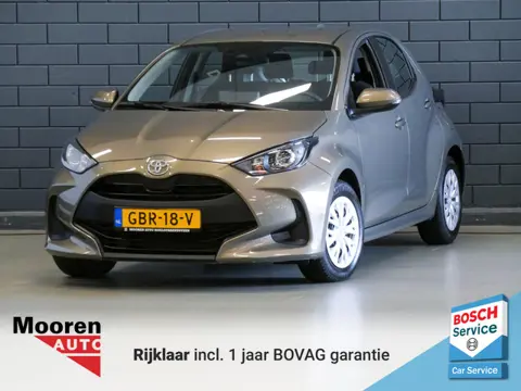 Toyota Yaris 1.5 VVT-i Active | CAMERA | APPLE CARPLAY / ANDROID AUTO |