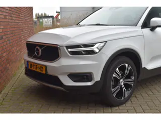 Foto 12 van Volvo XC40 T3 163PK Automaat Business Pro | Trekhaak | 19'' | Audio & Park Assist Pack | Climate Pac