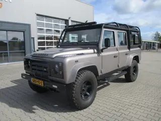 Land Rover Defender TD5 FULLY RESORED !! NEW CONDITION
