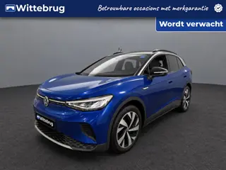 Volkswagen ID.4 204 pk First 77 kWh / Navigatie / 20"LM velgen / Camera / Parkeersensoren / Stoelver