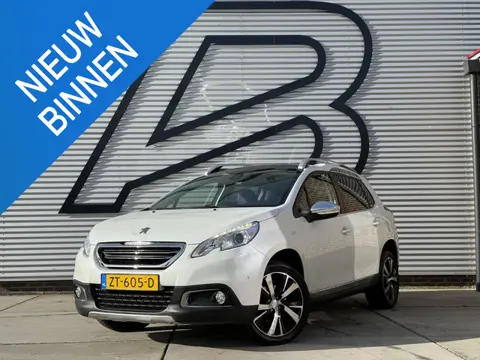 Peugeot 2008 1.2 PureTech Féline 1e Eigenaar|Navi|Pano|Clima|Cruise|PDC V+A|Stoelverwarming|Nieuwe A