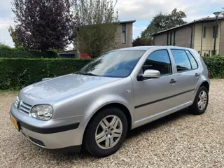 Volkswagen Golf 1.4-16V Sportline