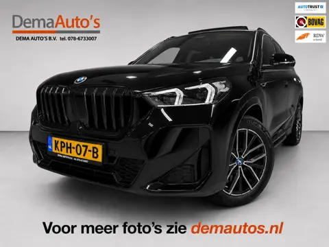 BMW X1 XDrive30e M-SPORT 327PK PANO/LEDER/H-KARDON/MASSAGE/M-STOELEN/DAB/CARPLAY//