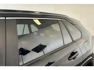 Foto 17 van Toyota RAV4 2.5 Hybrid AWD Black Edition, JBL