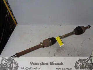 Renault Megane 1.4 16V 2009-2016 Aandrijfas rechts voor