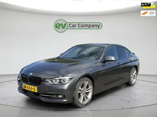BMW 3-serie 330e | M Sport | SOH 88% | Adapt. Cruise | Volleder | Stoelverwarming | Parkeersensoren 