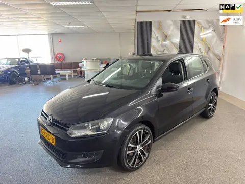 Volkswagen Polo 1.4-16V Comfortline Apk Nieuw,Airco,Cruise,Carplay,Camera,N.A.P,Lm velgen,2 sleutels